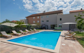 Amazing Home In Imotski